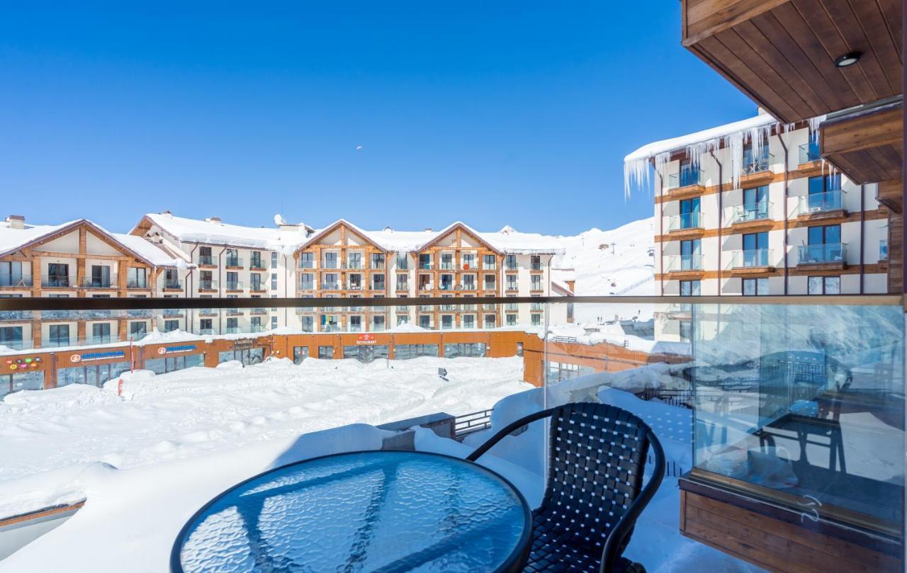 Bavarian Gudauri Apartments Bagian luar foto