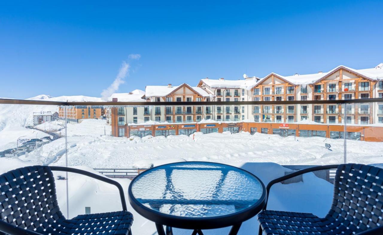 Bavarian Gudauri Apartments Bagian luar foto